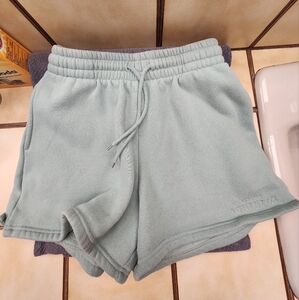 White Fox Sweatshort, Size Small